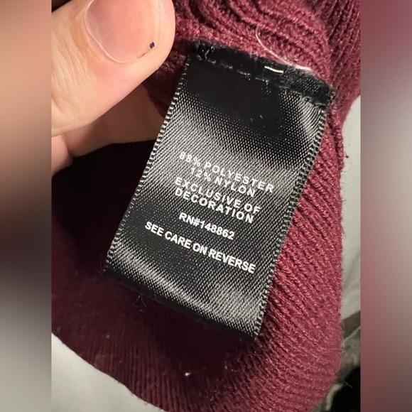 Torrid Burgundy Maroon Silver Sequin Moon Mock Neck Sweater 1X - Picture 9 of 11